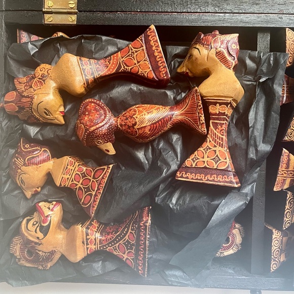 ⭐️Host Pick⭐️ New Handcrafted Ramayana Chess Game Epic Of Ramayana - Picture 5 of 9